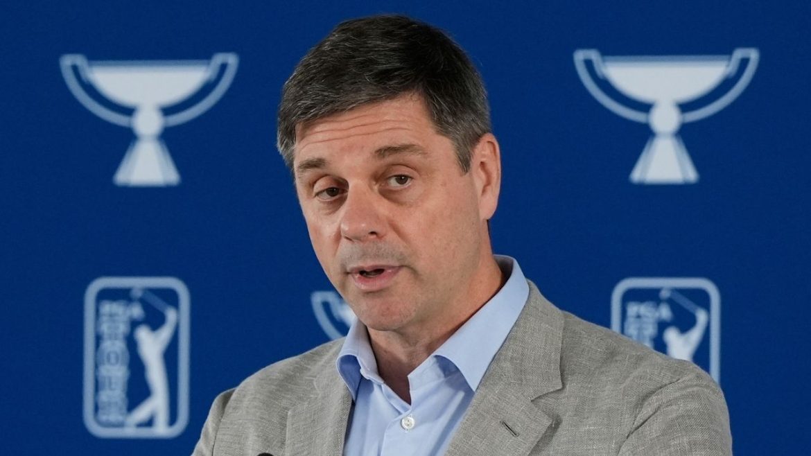 PGA Tour approves two-tiered schedule with expanded fields