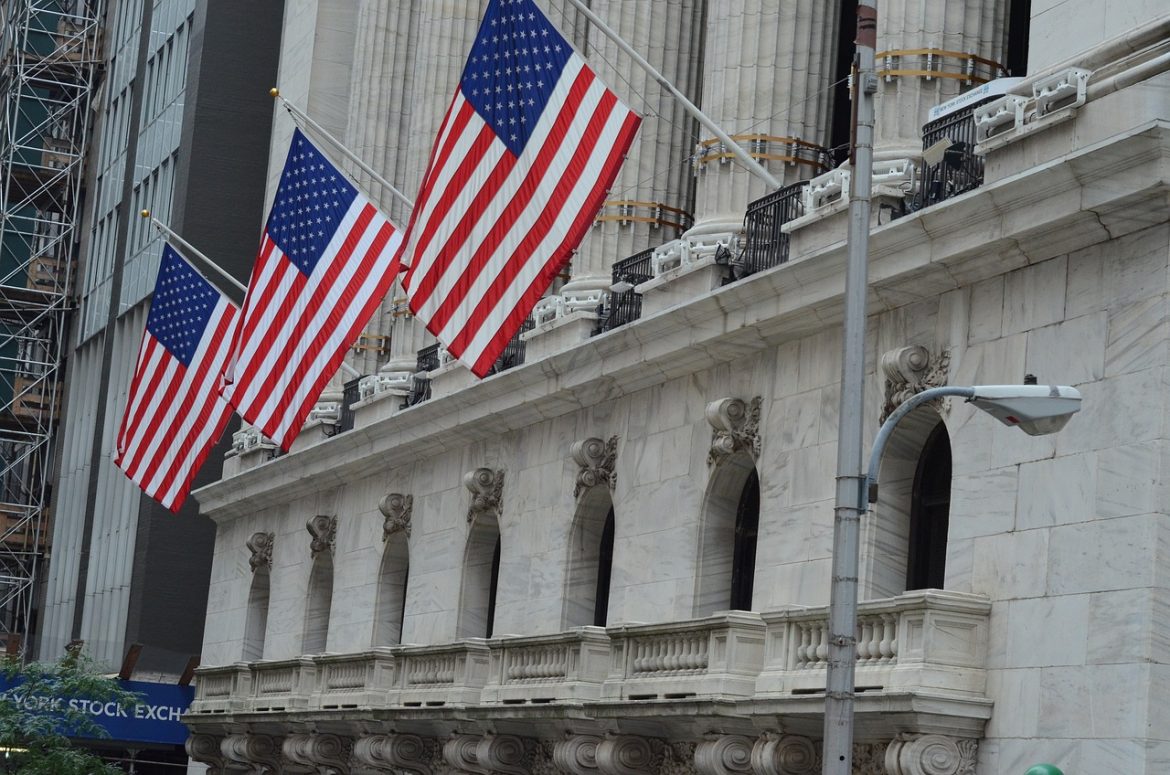 Stocks Settle Sharply Higher on Middle East Peace Hopes