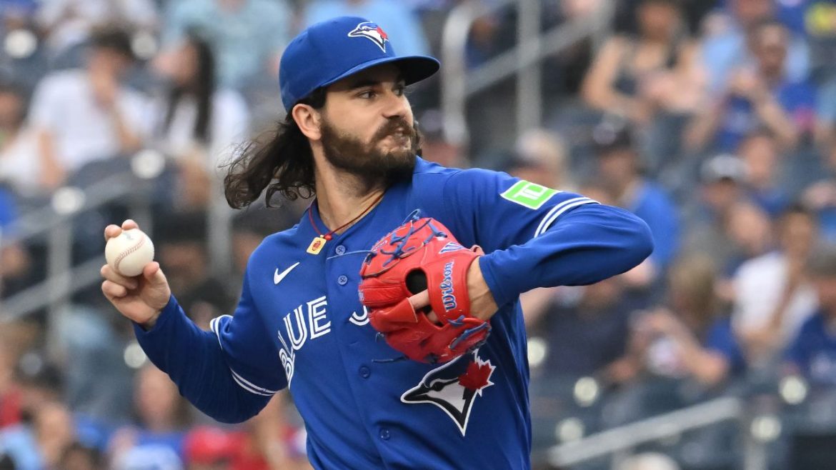 Blue Jays aim to continue surge in matinee makeup game vs. Cubs
