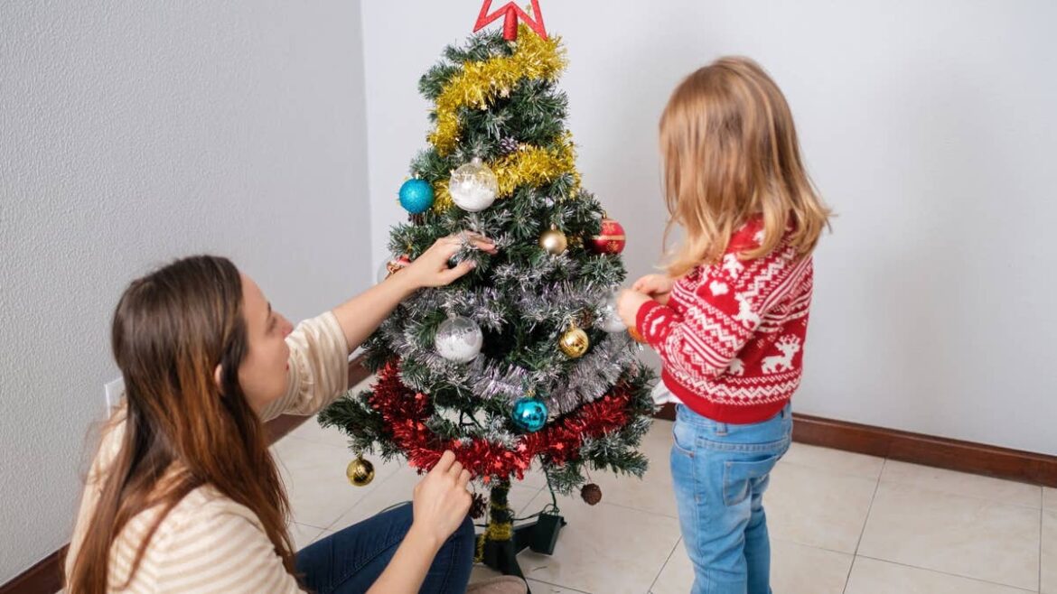 49-year-old Christmas retailer files Chapter 11 bankruptcy