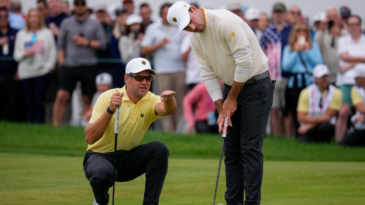 Canada's Taylor, Conners lead International Team's dominant second round