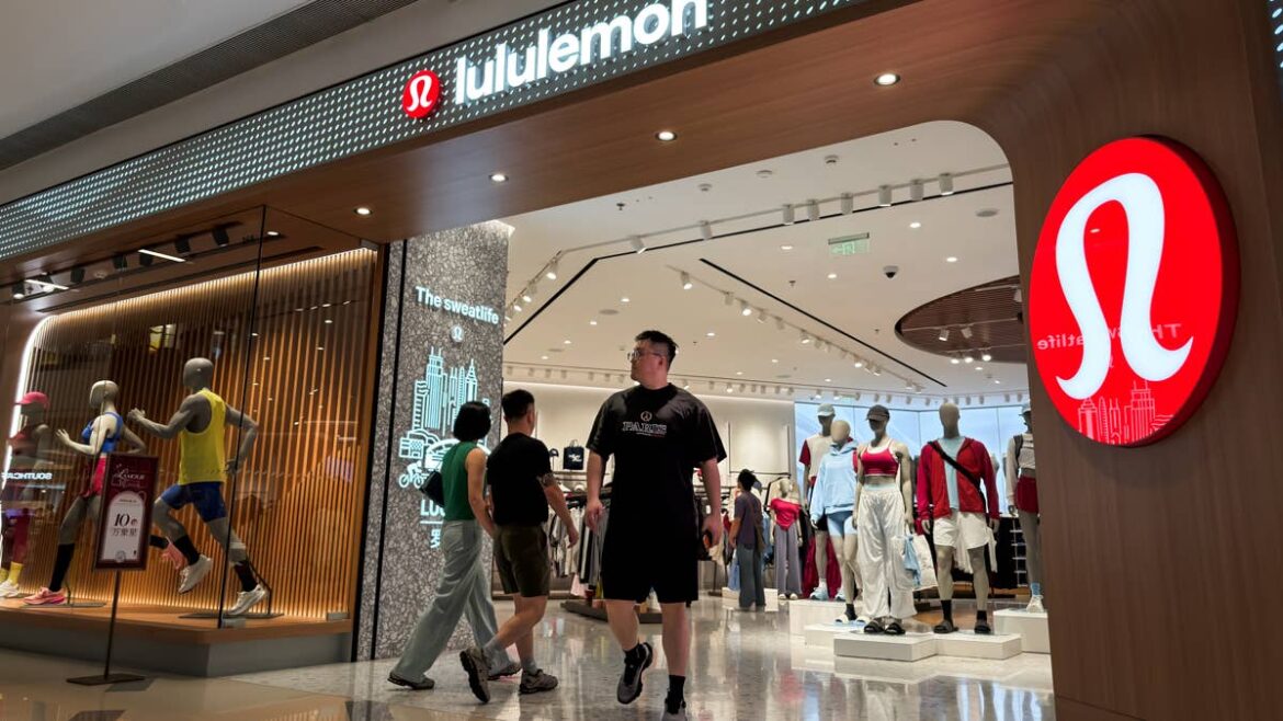 JPMorgan resets Lululemon stock price target by 38%