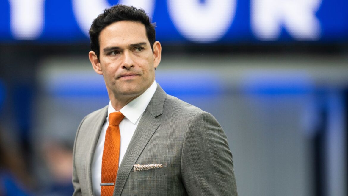 Mark Sanchez plans guilty plea to charges stemming from fight outside hotel