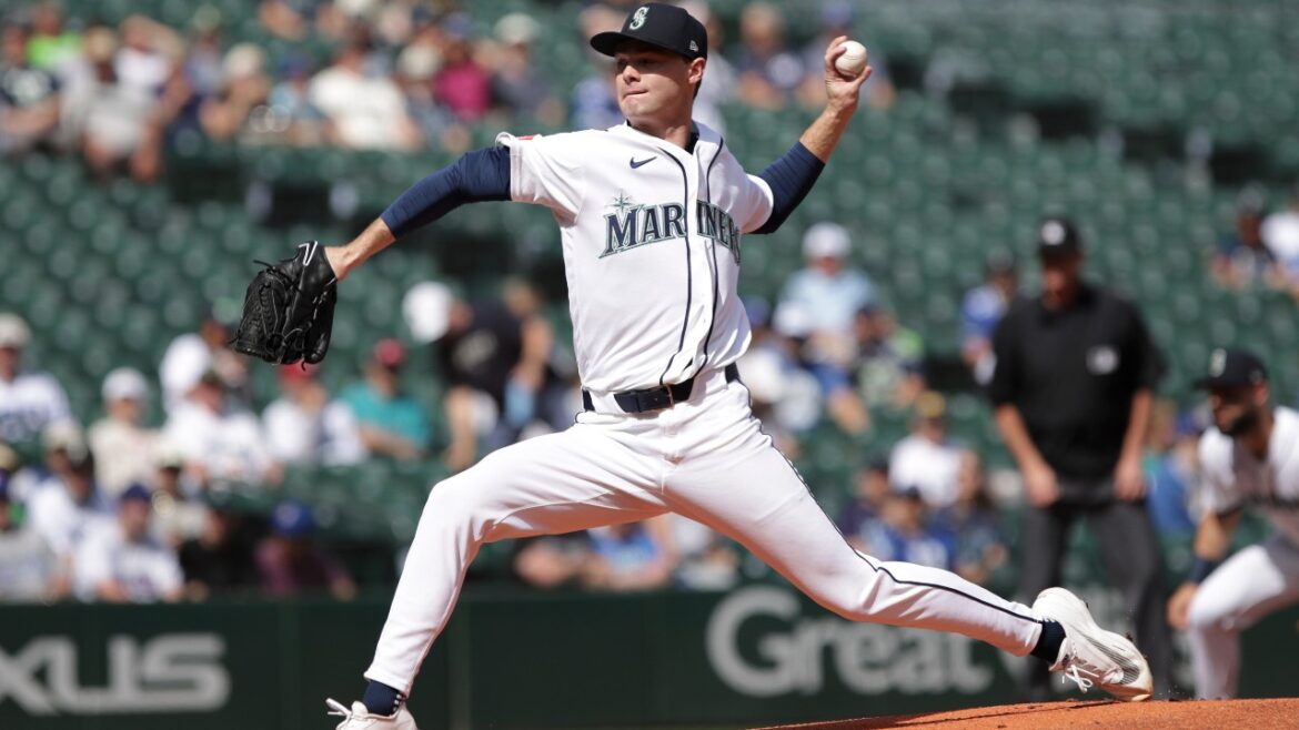 Rookie Kade Anderson picks up first win as Mariners beat Rangers