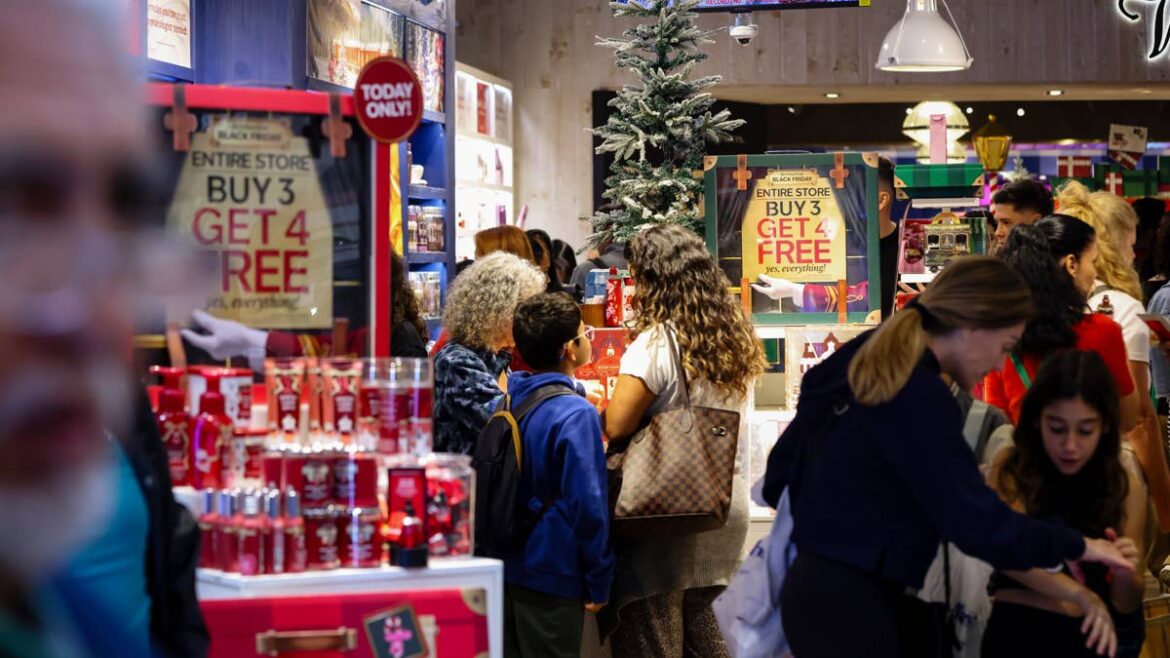 Bath & Body Works makes a big move for the holidays